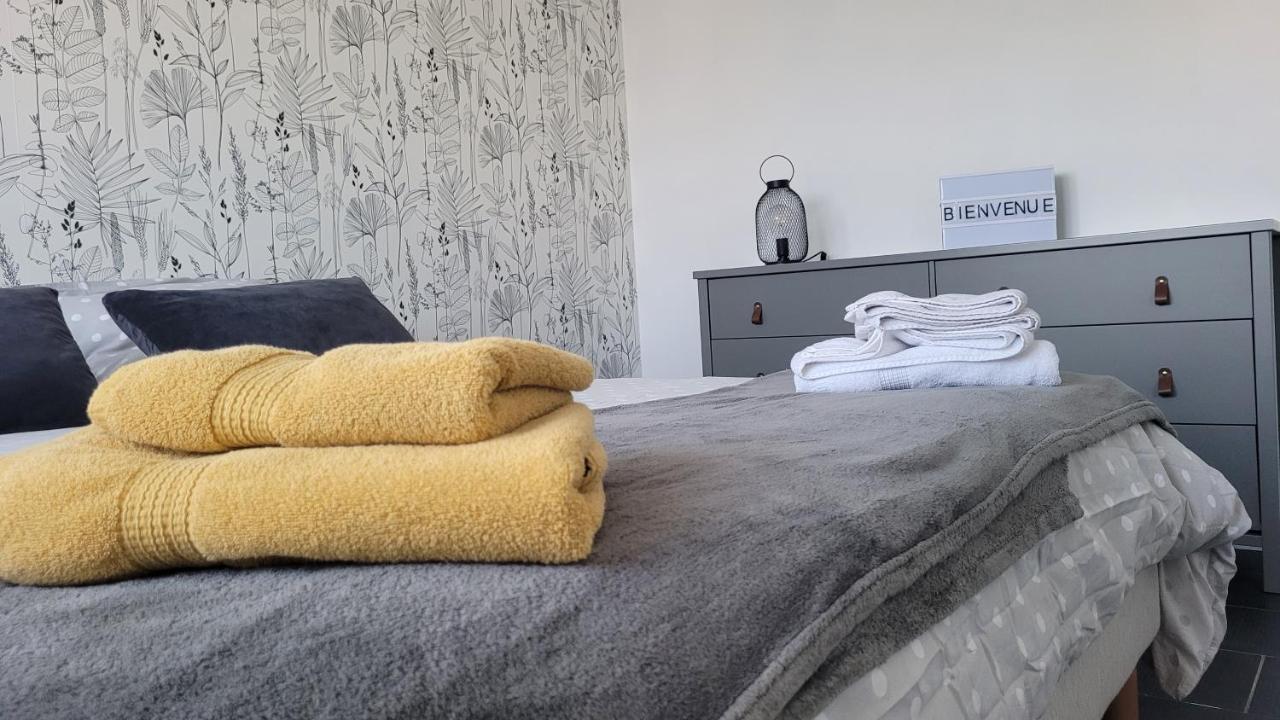 Chambre Le Mans Avec Salle De Bain Privee Екстериор снимка